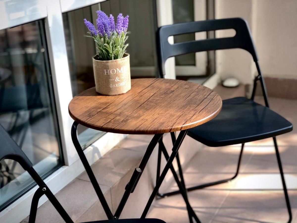 Spacious Modern Vintage Flat In The Heart Of Sofia Esterno foto